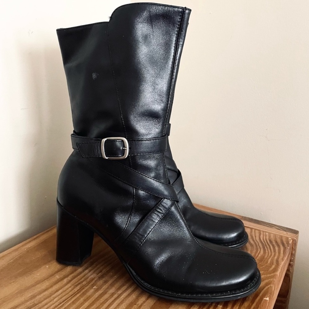 Kenneth Cole REACTION Women's Flex Time Mid-Calf Boots w Strap
